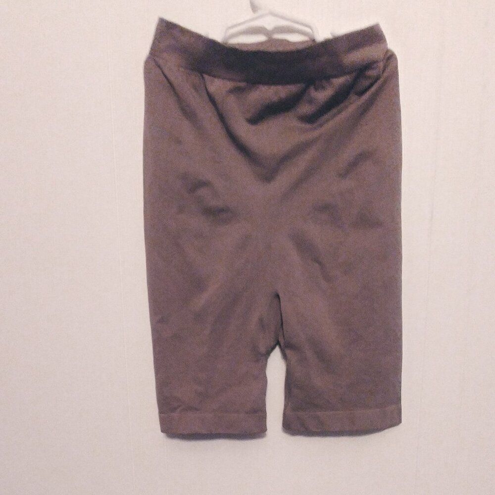 - NEW Shaping Girdle New size L never used